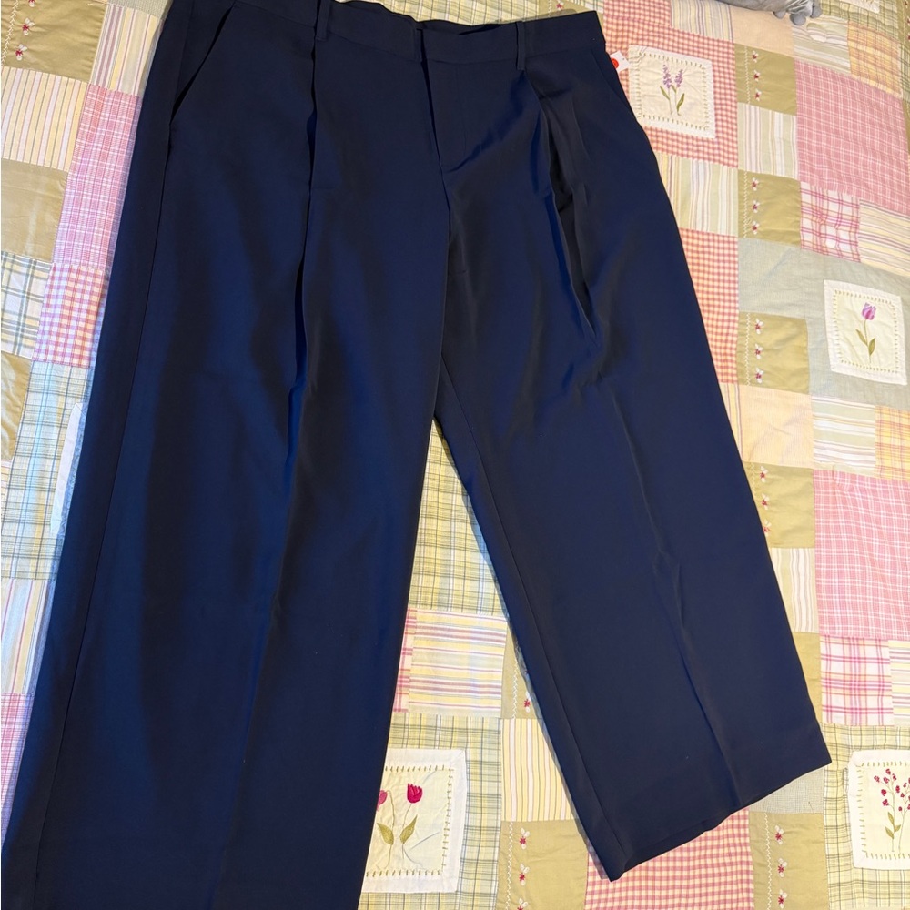 GAP Navy Blue‎ 365 Low Rise Trousers Ladies 43” waist 20 Petite